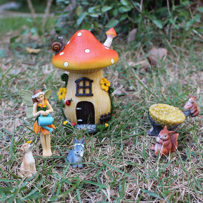 MUSHROOM VILLAGE // Resin Garden Set