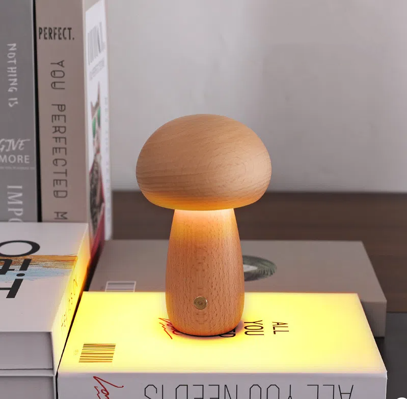 WOODCAP // Rechargeable Mushroom Light