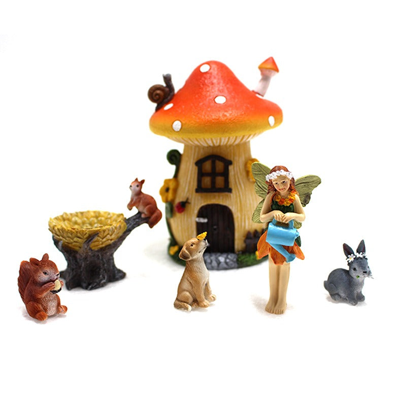 MUSHROOM VILLAGE // Resin Garden Set